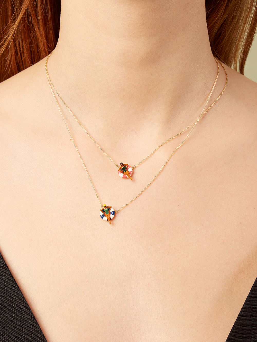 Navy Blue Flotadora Necklace