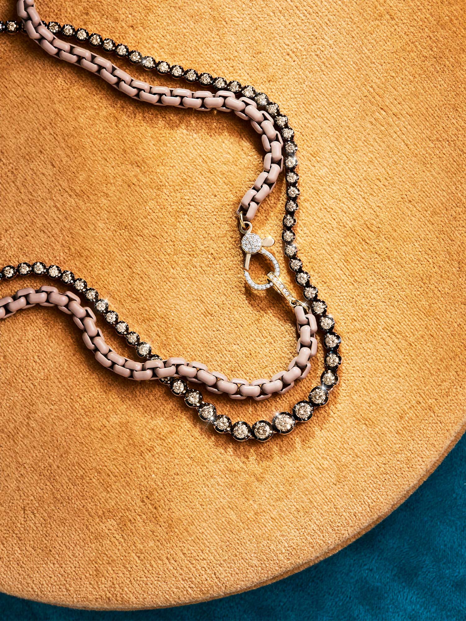 Macchiato Graffiti Chain