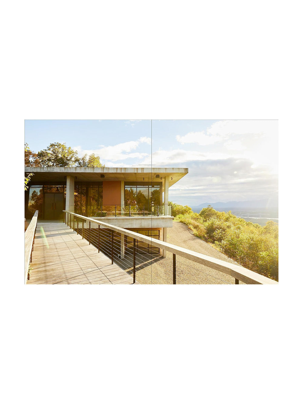 Country Life: Homes of the Catskill Mountains and Hudson Valley