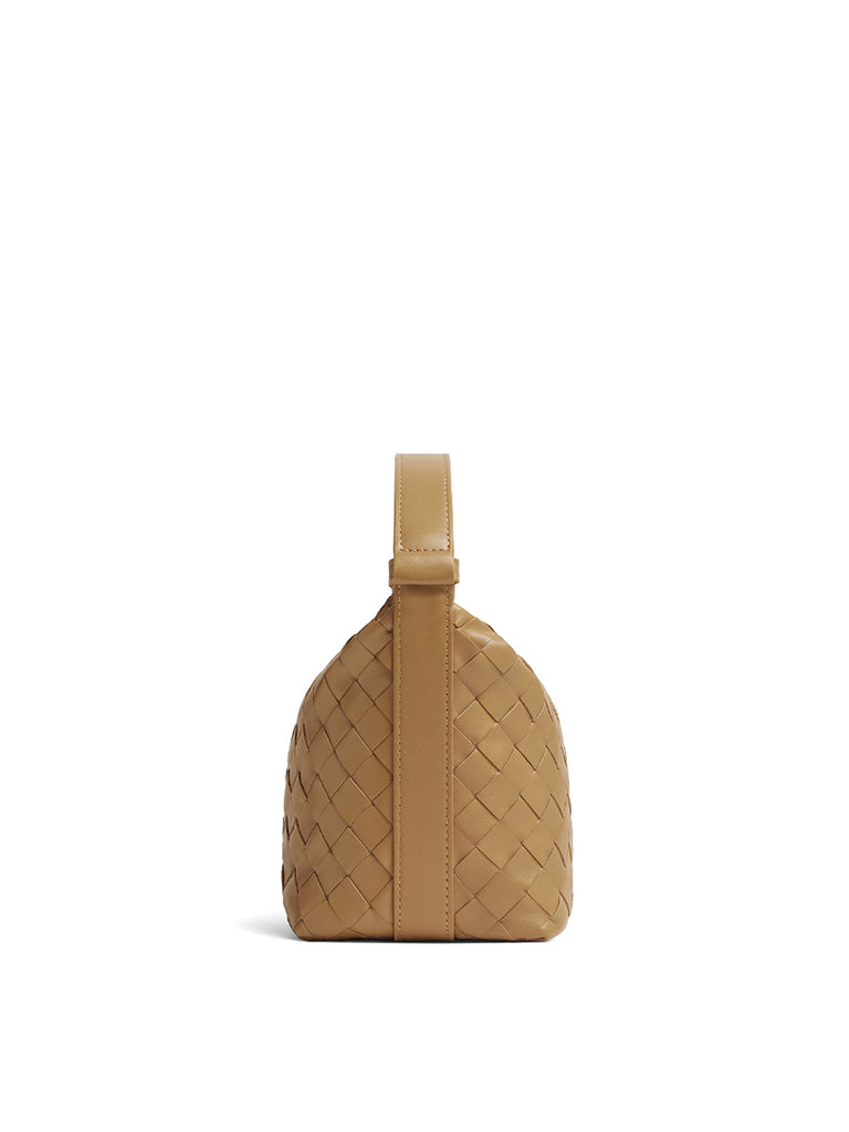 【関税込み】Bottega Veneta タン Candy Wallace バッグ Bottega Veneta Candy Wallace Bag | Neiman Marcus