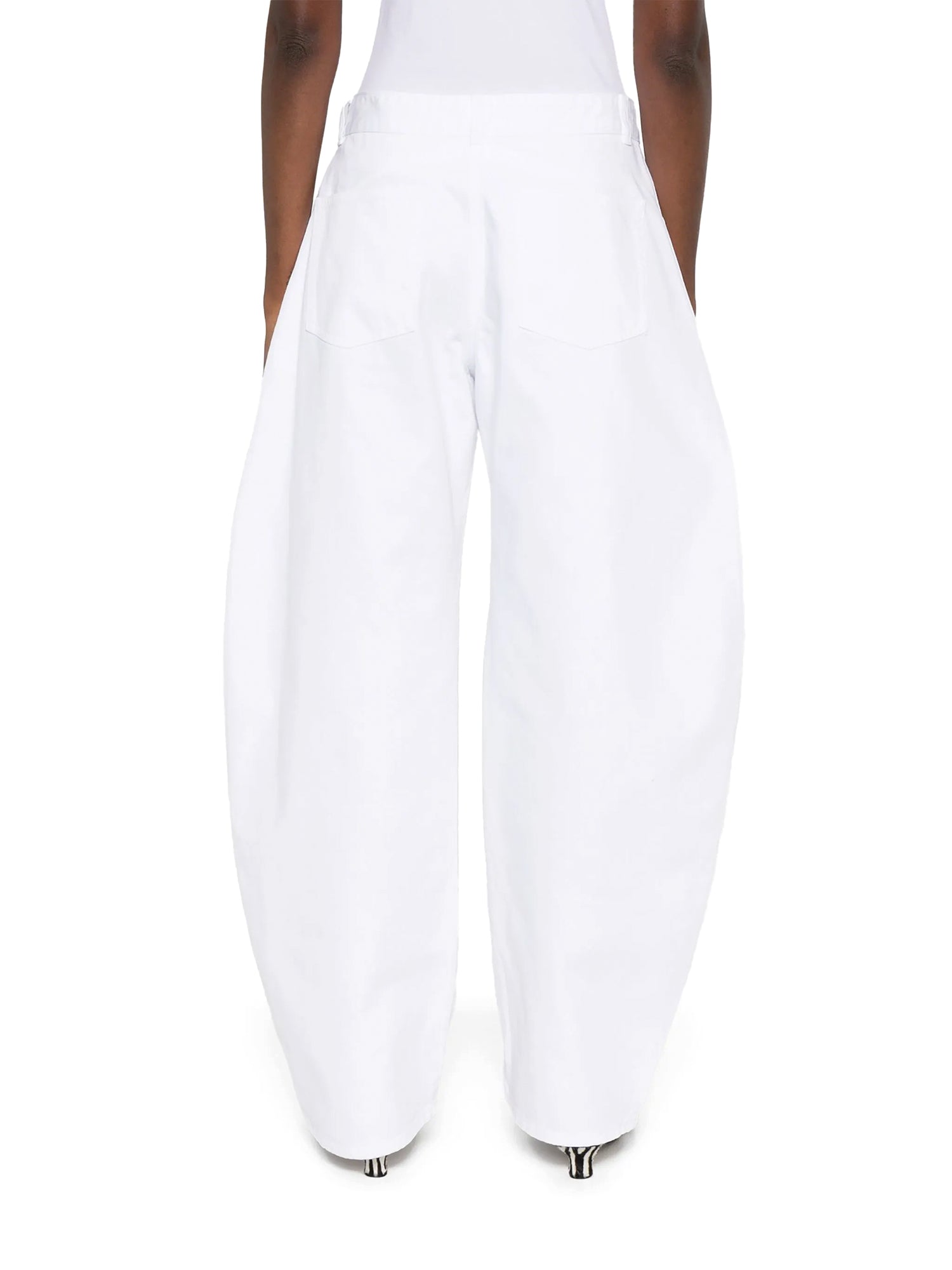 Low Rise Round Jeans