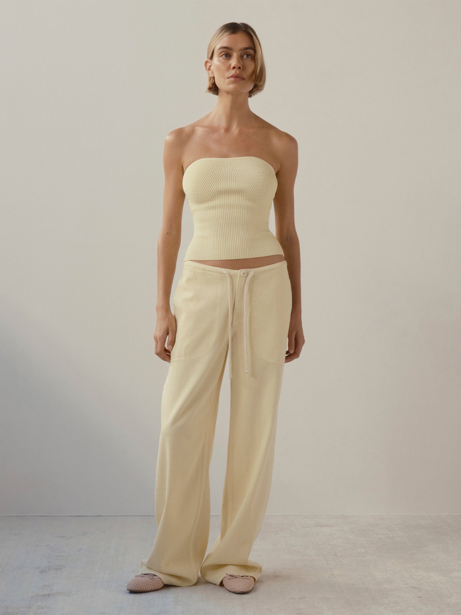 Sienna Low-Slung Wide Leg Jeans