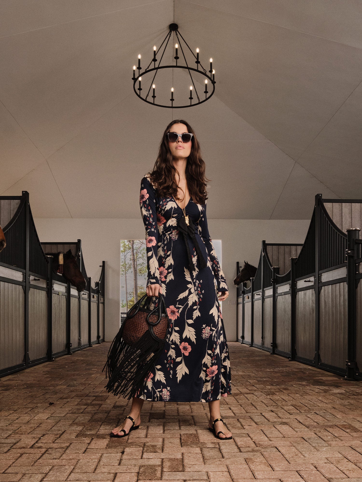 Alma Bordada Midi Dress