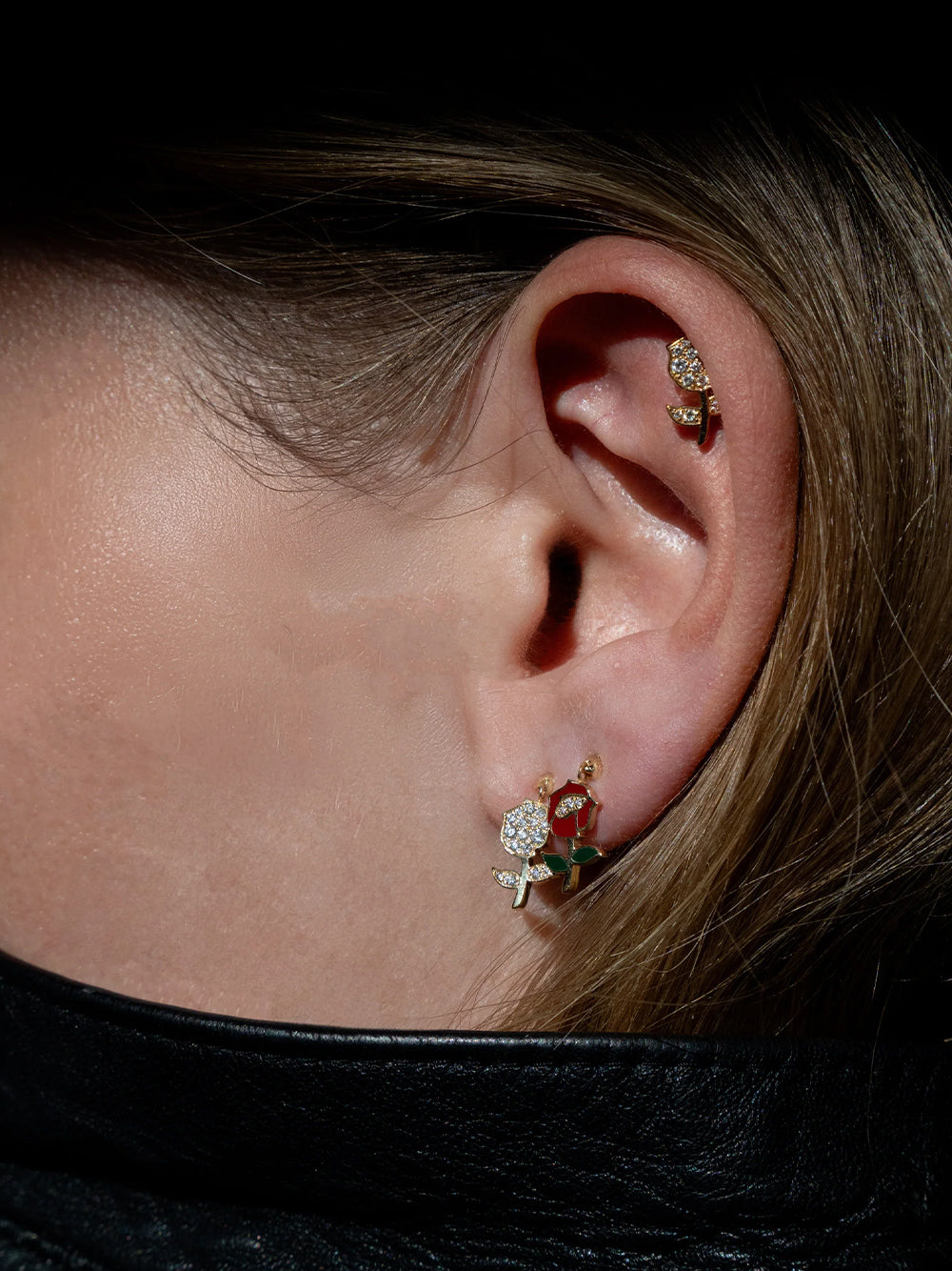 Lacquer Rose Antique Piercing