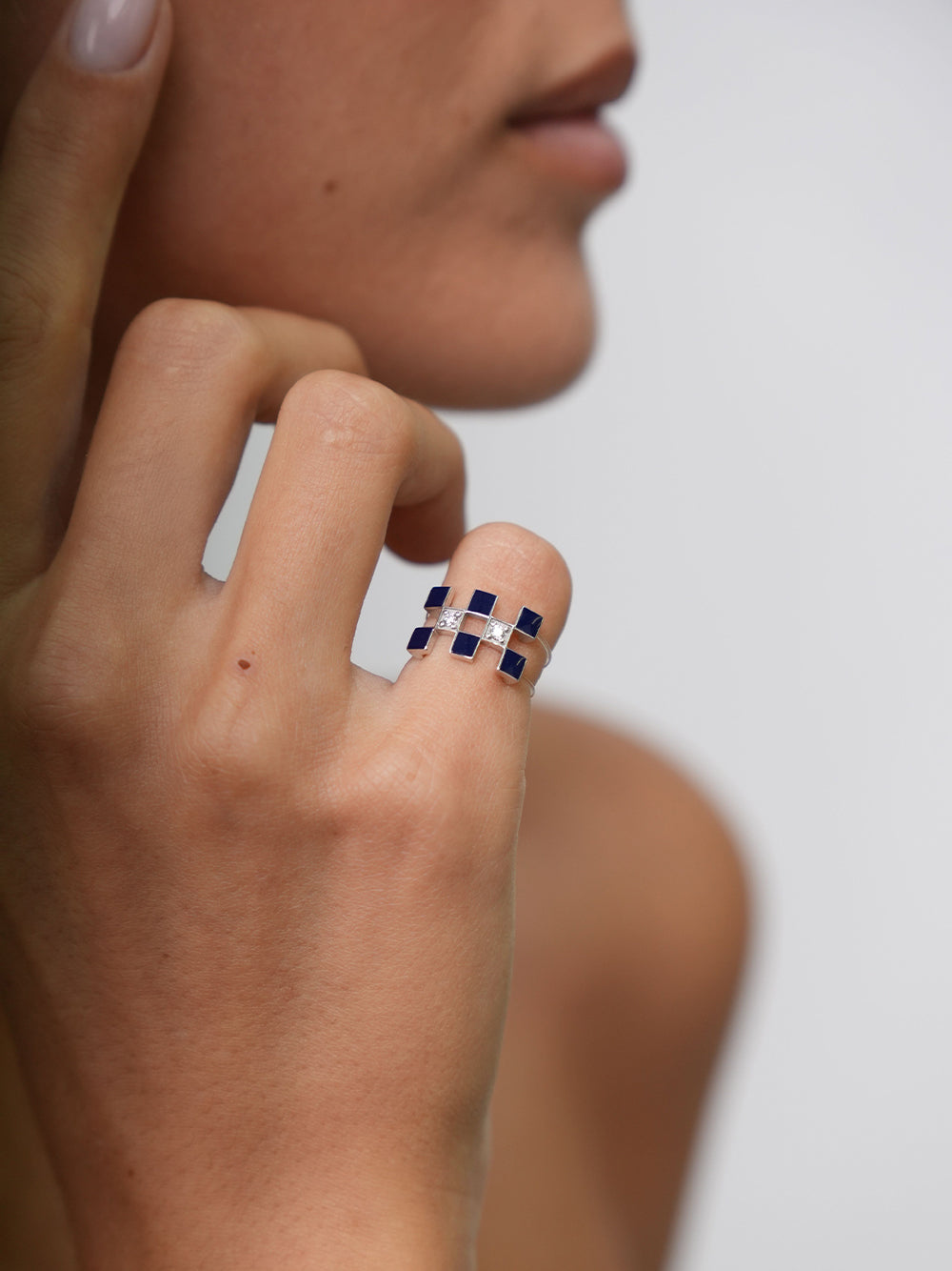 White Gold Nylon Illusion Lacquer Ring