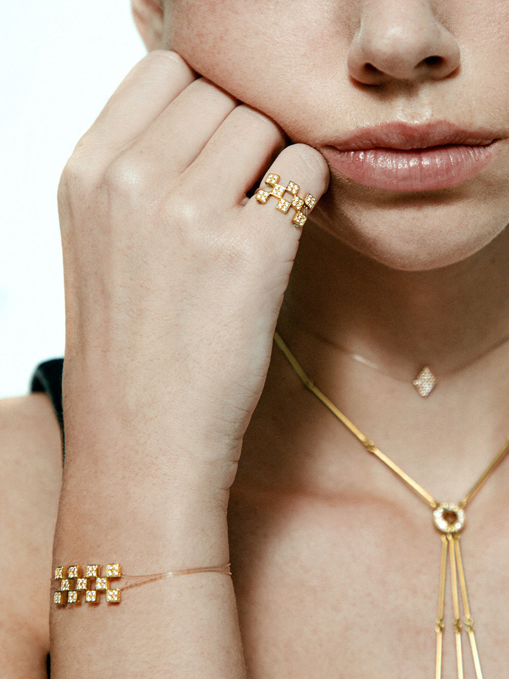 Yellow Gold Nylon Illusion Ring