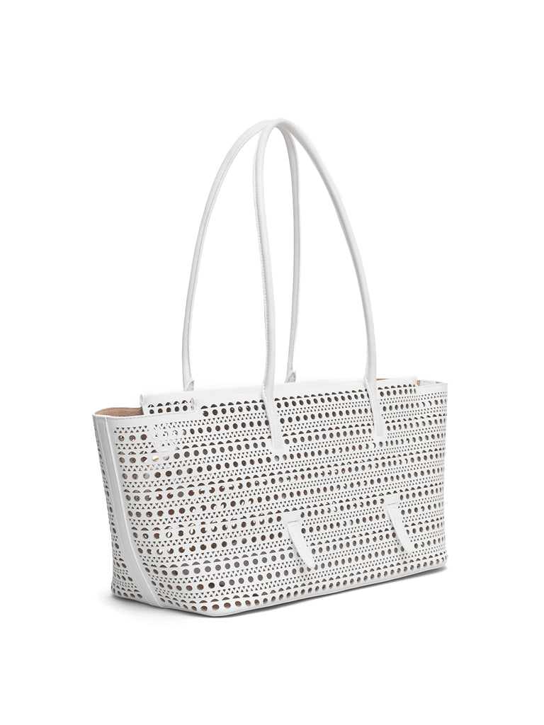 k*n様 新品未使用　ALAÏA　CANVAS TOTEBAG ALAÏA Folded large leather-trimmed canvas tote bag | NET-A
