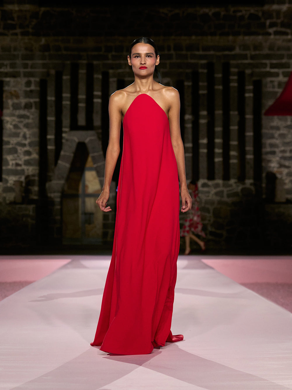 Strapless Curved Neckline Gown Strapless Curved Neckline Gown