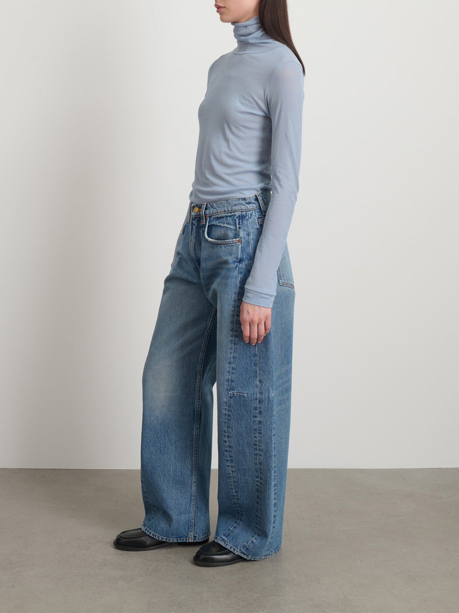 Relaxed Cuffed Lasso Jeans