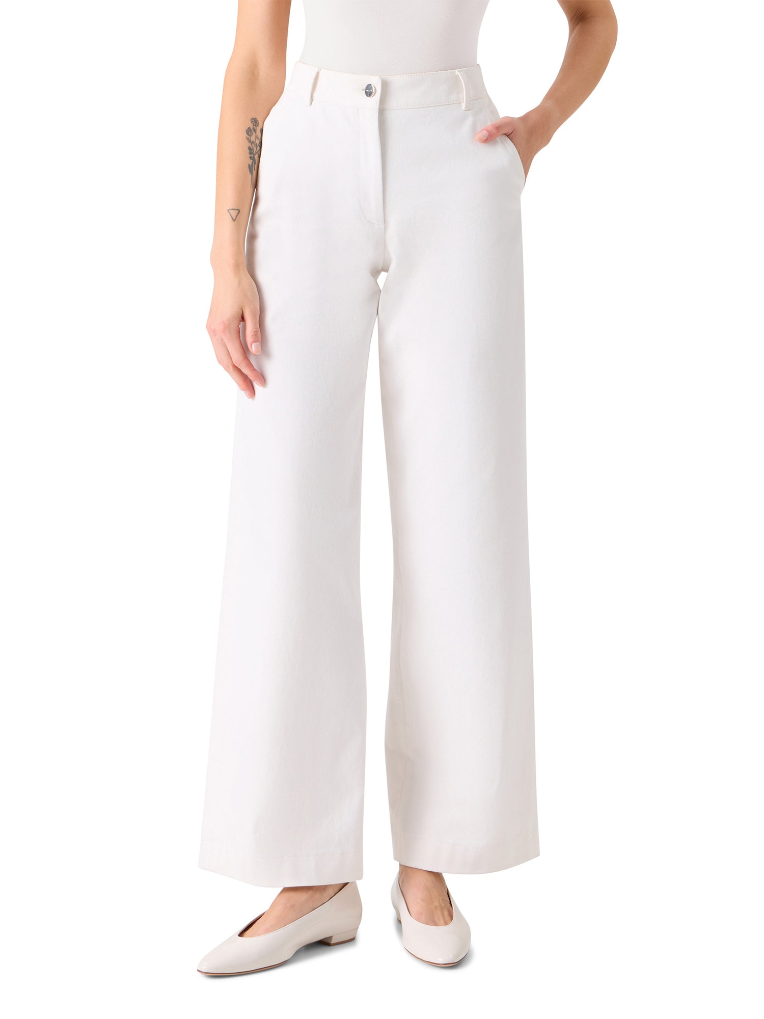 Finnian Wide-Leg Jeans
