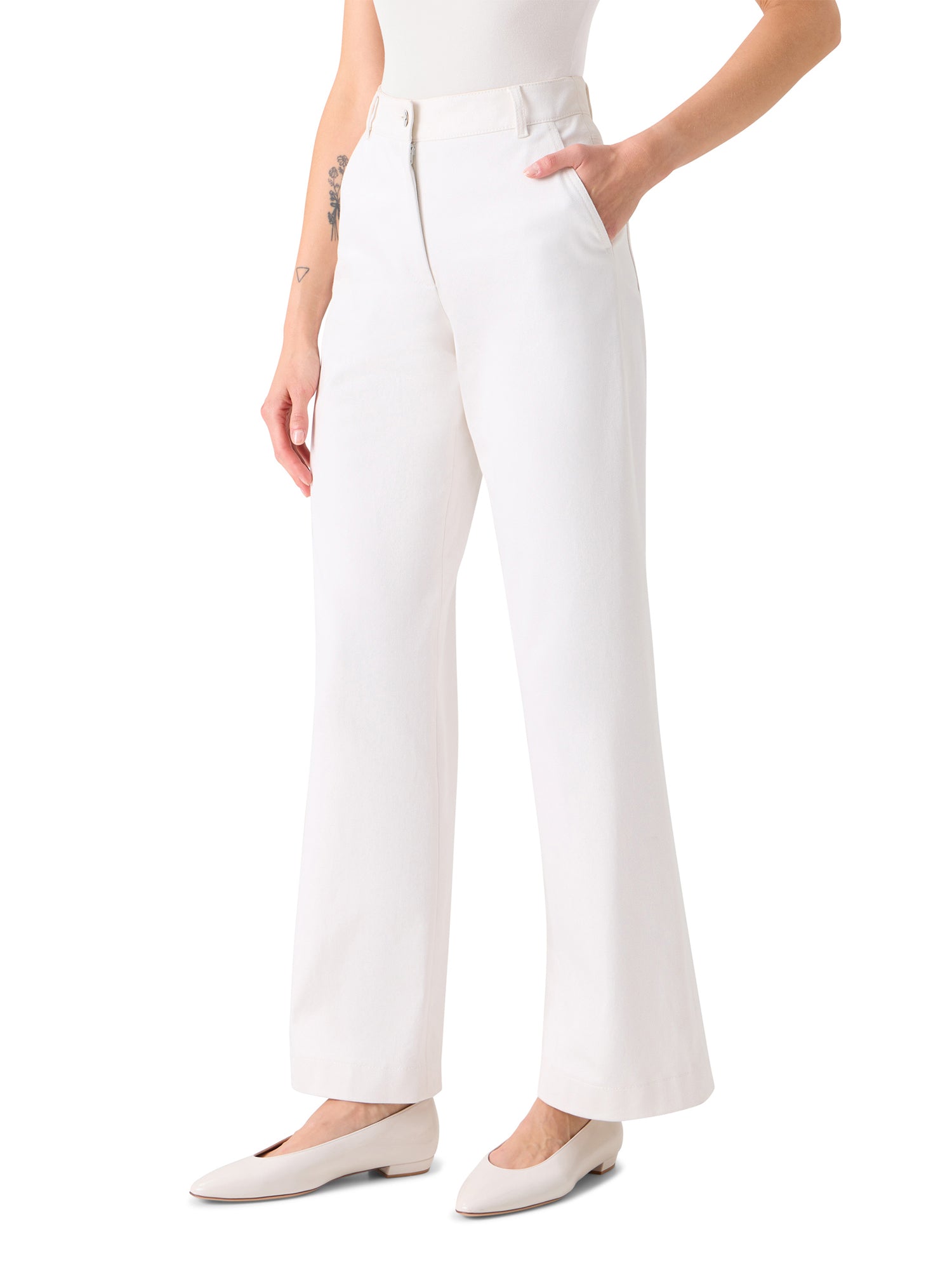 Finnian Wide-Leg Jeans