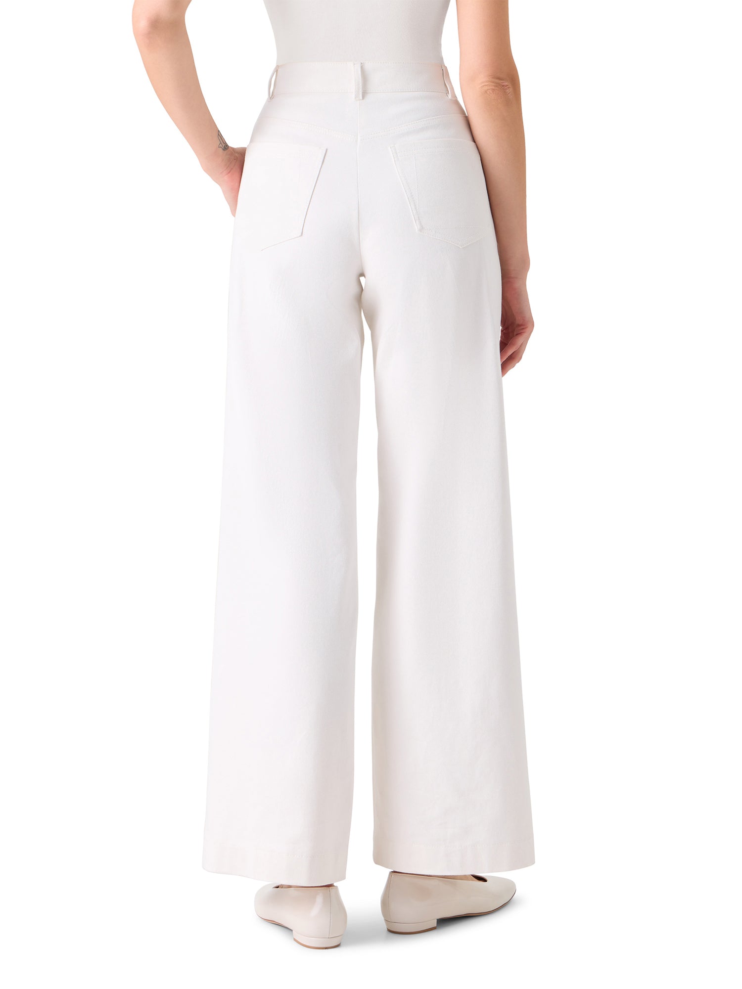 Finnian Wide-Leg Jeans
