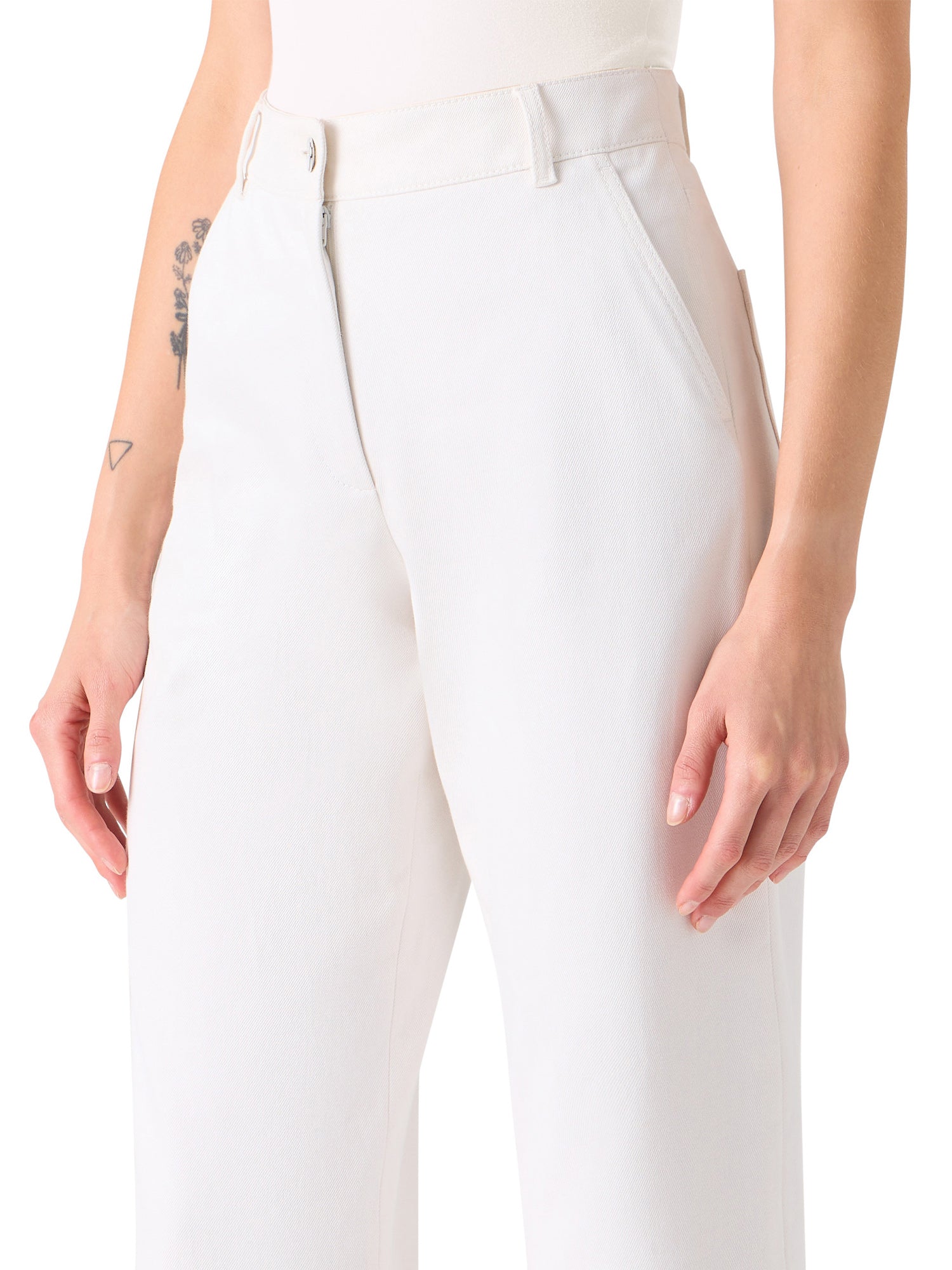 Finnian Wide-Leg Jeans