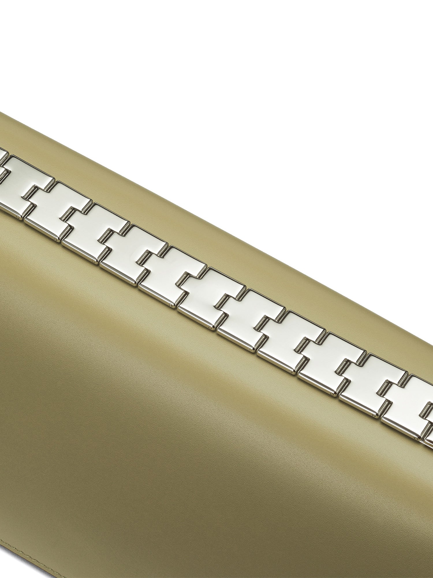 Nox Box Clutch with Stainless Steel
