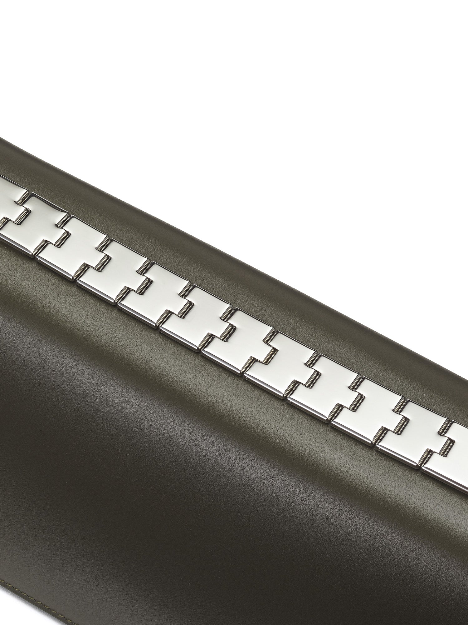 Nox Box Clutch with Stainless Steel