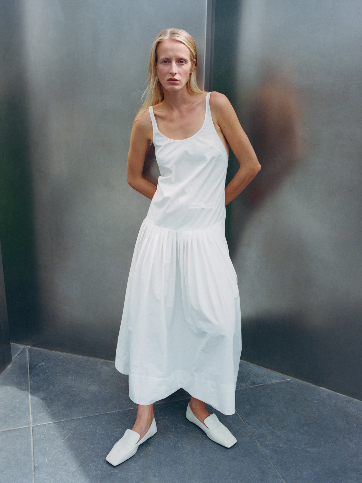 Relaxed Pleat Maxi Dress
