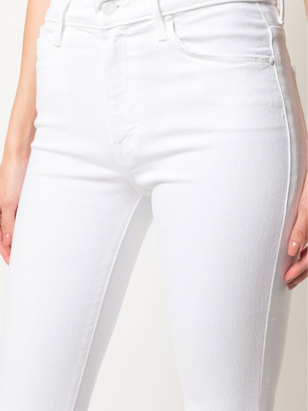 The Weekender Fray Jean