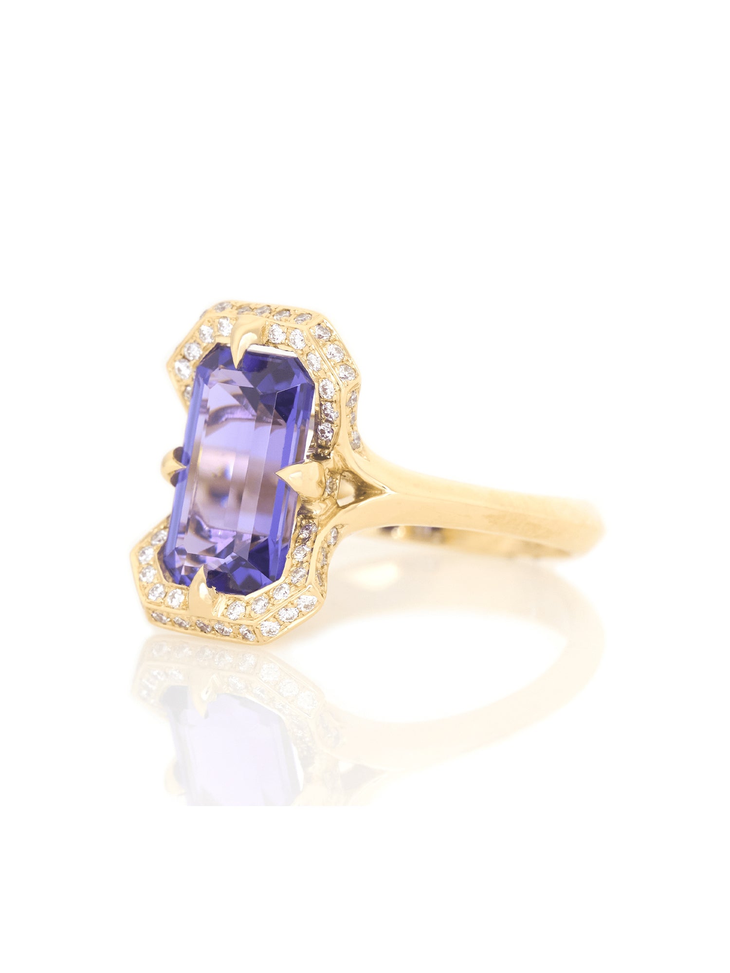 Tanzanite Aurora Ring